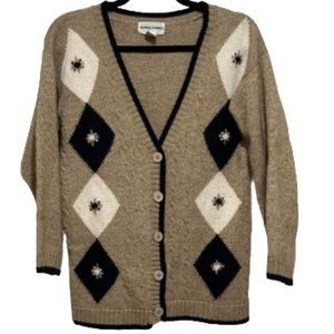 VINTAGE Alfred Dunner SZ. M tan wool blend diamond printed cardigan sweater